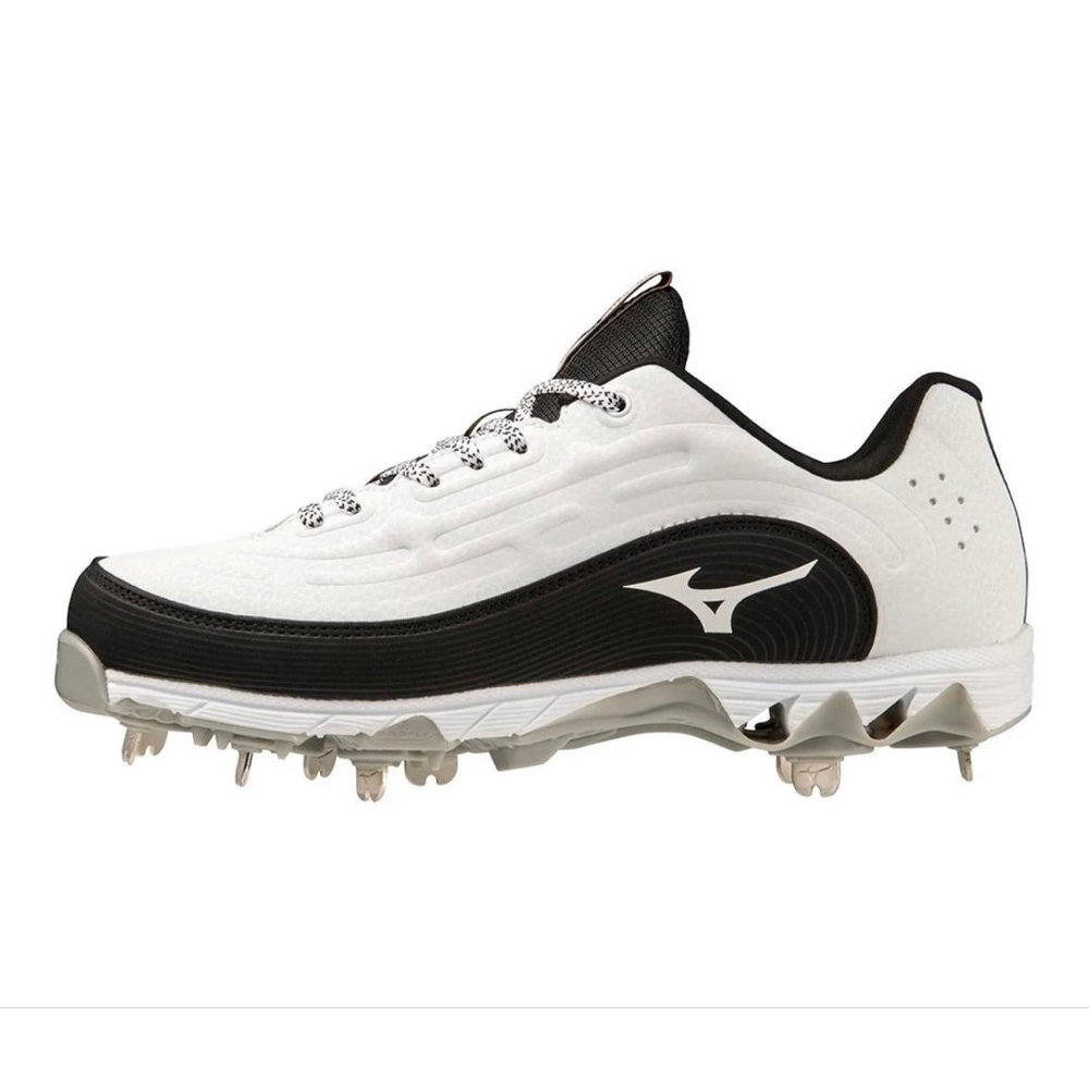 Mizuno 9 Spike Swift 8 Women's Softball Cleats Size 7